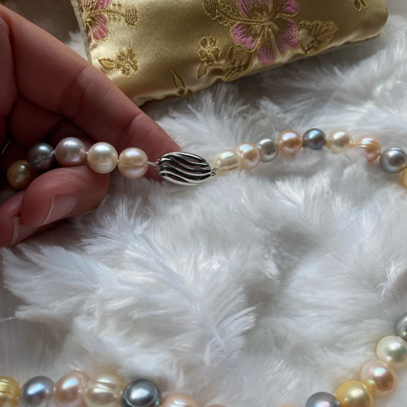 Honora pearl necklace 16in - Picture 3 of 4